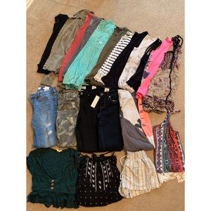 Women’s/juniors clothing lot